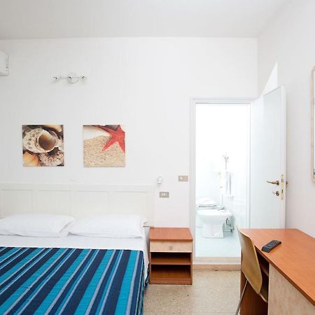 Hotel Helios Riccione Luaran gambar